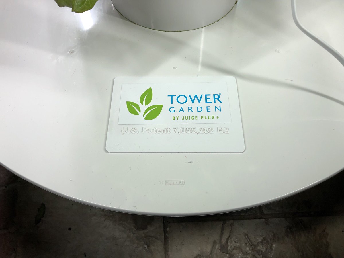 TyClemens's tweet photo. @mobileoverlord saw this inside a hotel lobby yesterday and thought of you 😂 https://t.co/SuSahRhsEZ