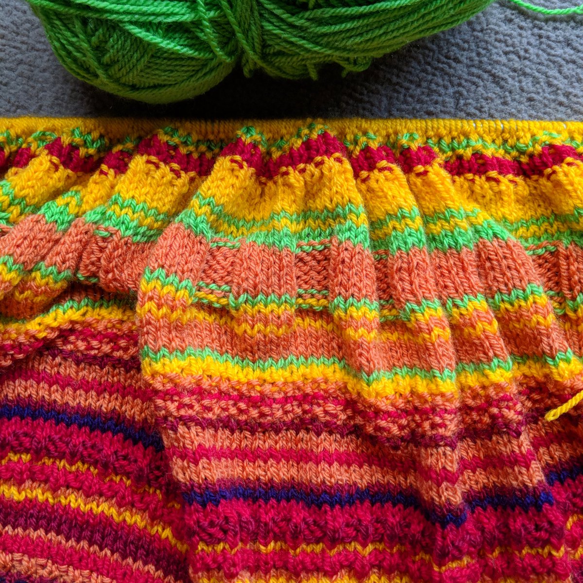Artyarn2's tweet photo. Catching up on the #temperatureblanket . I'm only up to mid September!!  #knitting #knitters https://t.co/FyswZdv3fw