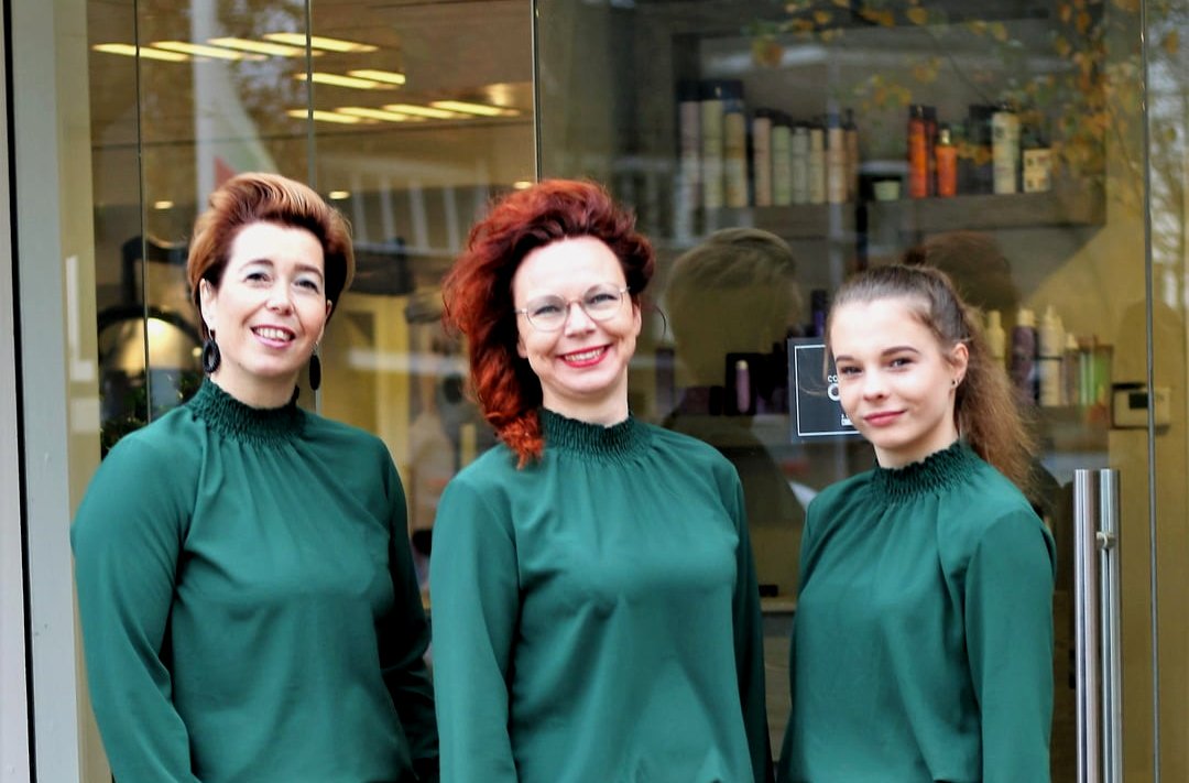 Het is tijd voor Natasja’s eigen kapsalon dlvr.it/Qs9BNn