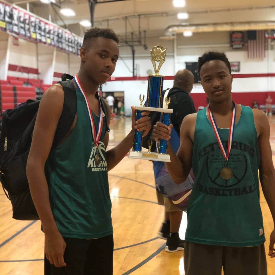 kinggeno19's tweet photo. First home game tomorrow against @HollyHighSchool at 7pm. It’s a green out! All STUDENTS who come wearing green get in for free! I hope to see all of you guys there tomorrow! Let’s get this dub boys😈 https://t.co/R8C9Ev9IQD