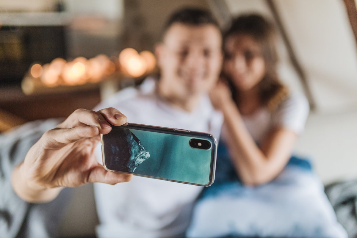 inktale's tweet image. It's Cyber Monday! 🎉 Enjoy free shipping on all phone cases!