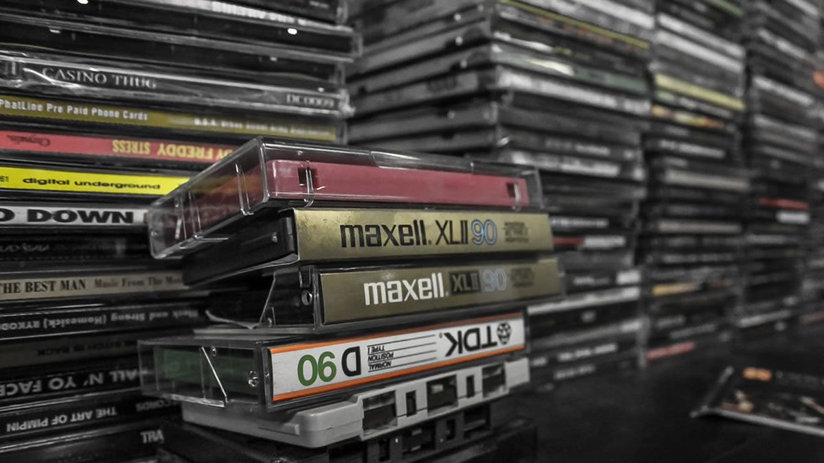 Fmconcertpy's tweet photo. La mejor música de todos los tiempos la podés escuchar de Lunes a Viernes de 14:00 a 16:00 hs desde nuestra web https://t.co/gBMpjox6FN o #DescargaLaAPP, ✨ #MusicaVariada #MúsicaParaTusOídos #EscuchaConcert https://t.co/PpEzHJrMLs