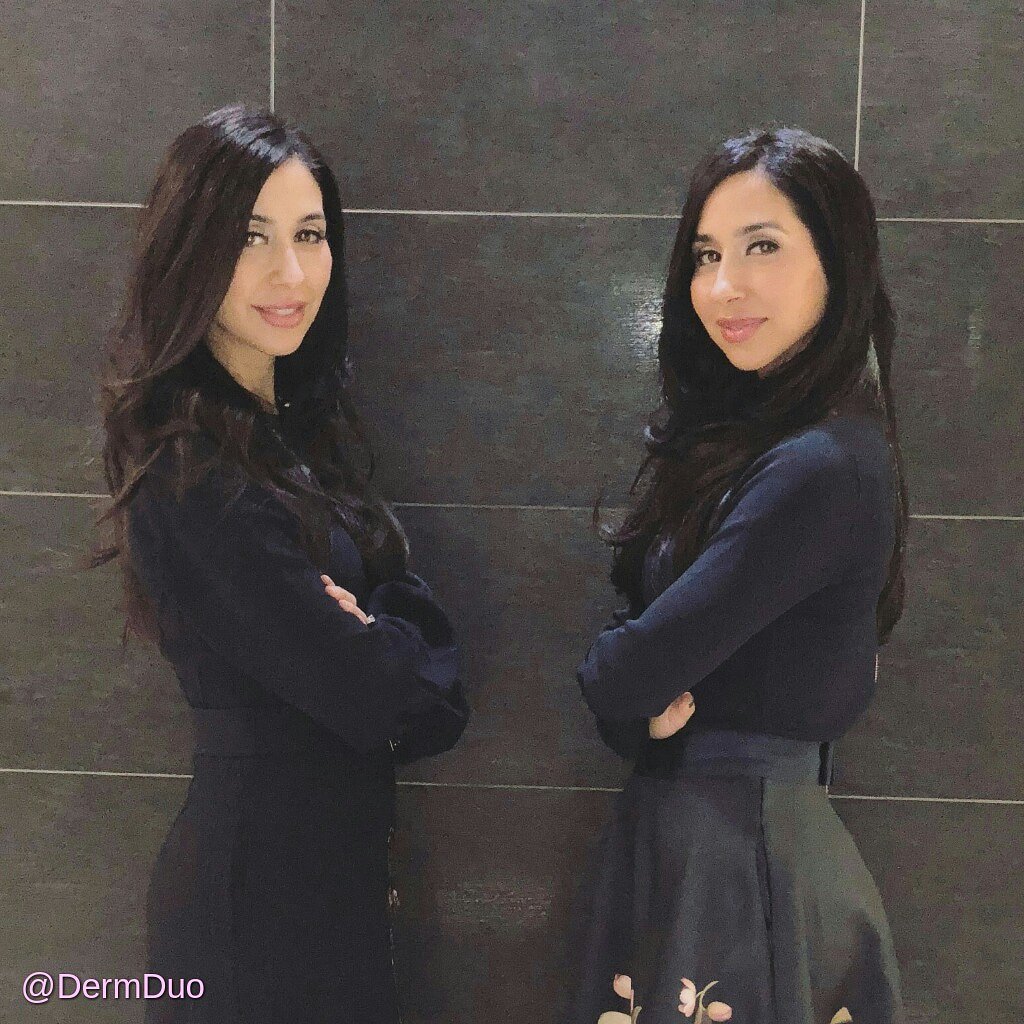 dermduo's tweet photo. The most beautiful thing you can wear is confidence! 🌟 You should feel confident this holiday season! Especially when it comes to your #skin...

more: https://t.co/i3AWuV7HuK 

Get your confidence on! 🌟

#DermDuo #expertskincare #holidayskincare #skinandbeauty #dermatology #nyc https://t.co/gC3SqvJAac