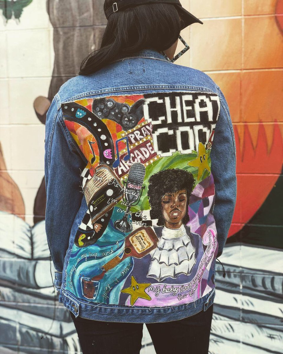 DAPTheContract's tweet photo. Custom #EFITS denim jackets by the queen @Xoxo_rekha. DM for commissions if you want your own EFITS jacket ‼️
______________________________
P.S. custom designed long sleeve Tees also available now!! https://t.co/4bHwNIBvAX
