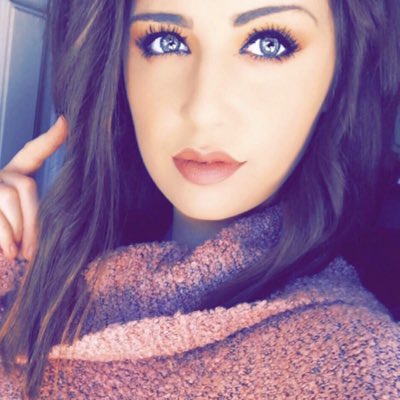 Krisarnone23's tweet photo. #NewProfilePic https://t.co/p7GBtBXOLc
