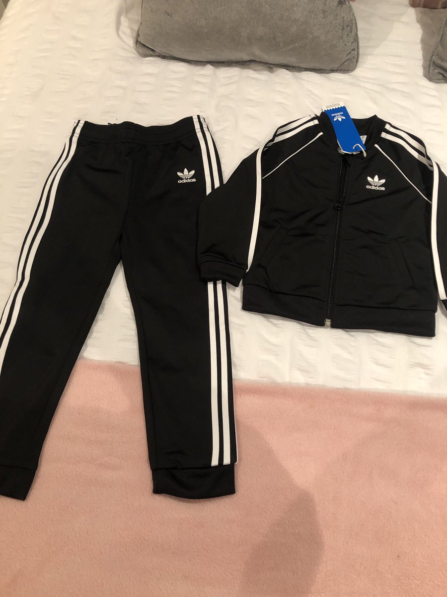 diddy3012's tweet photo. 3-4 years trousers with a 12-18month top! Well played @JDOfficial 😞 https://t.co/xzqkiINV79