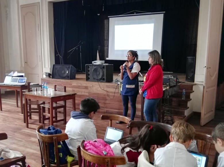ddegualeguay's tweet photo. Primera socialización de experiencias de aprendizajes mediadas por #TIC de escuelas y docentes de #Gualeguay, organizada por @semguale y @vicmoreno82, facilitadoras departamentales #PLANIED.
📷➡️ https://t.co/VP6lKLr9nr https://t.co/7Ngl30SrHK