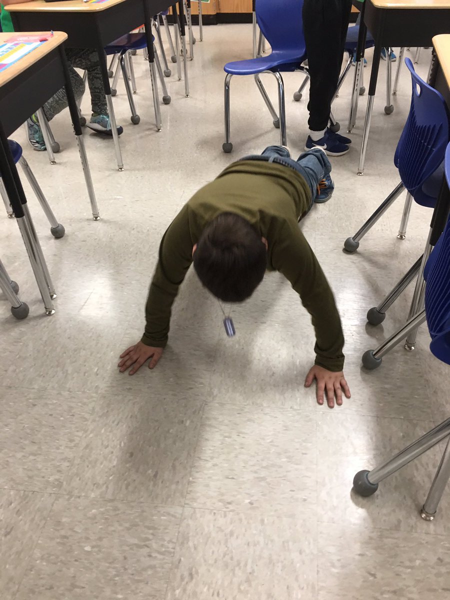 KristaIsaacs's tweet photo. Division Boot Camp is so fun! #tlap #lakeviewpride https://t.co/BQL7aQzhFu
