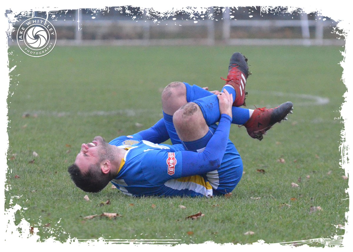 SpaldingUnited's tweet image. #TulipsMoM @danny_b_8 gets a warm welcome back to #StepFour... #Tulips v @TadcasterAlbion (#NPLEvoStikEast, 24/11/18)
