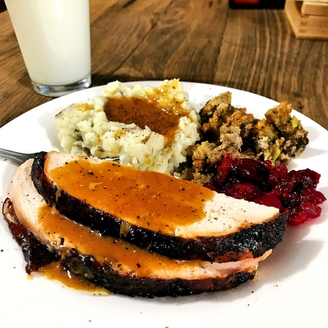 BaasPro's tweet photo. Smoke-Roasted Turkey Breast for Friendsgiving 2018. The @WeberGrills kettles are perfect for smoking and perfect turkey. Low temps to get some smoke for awhile, then just crank the vents to finish cooking and crisp the skin. I've never even put one in the WSM. #robsgrill https://t.co/P469cyyTIw