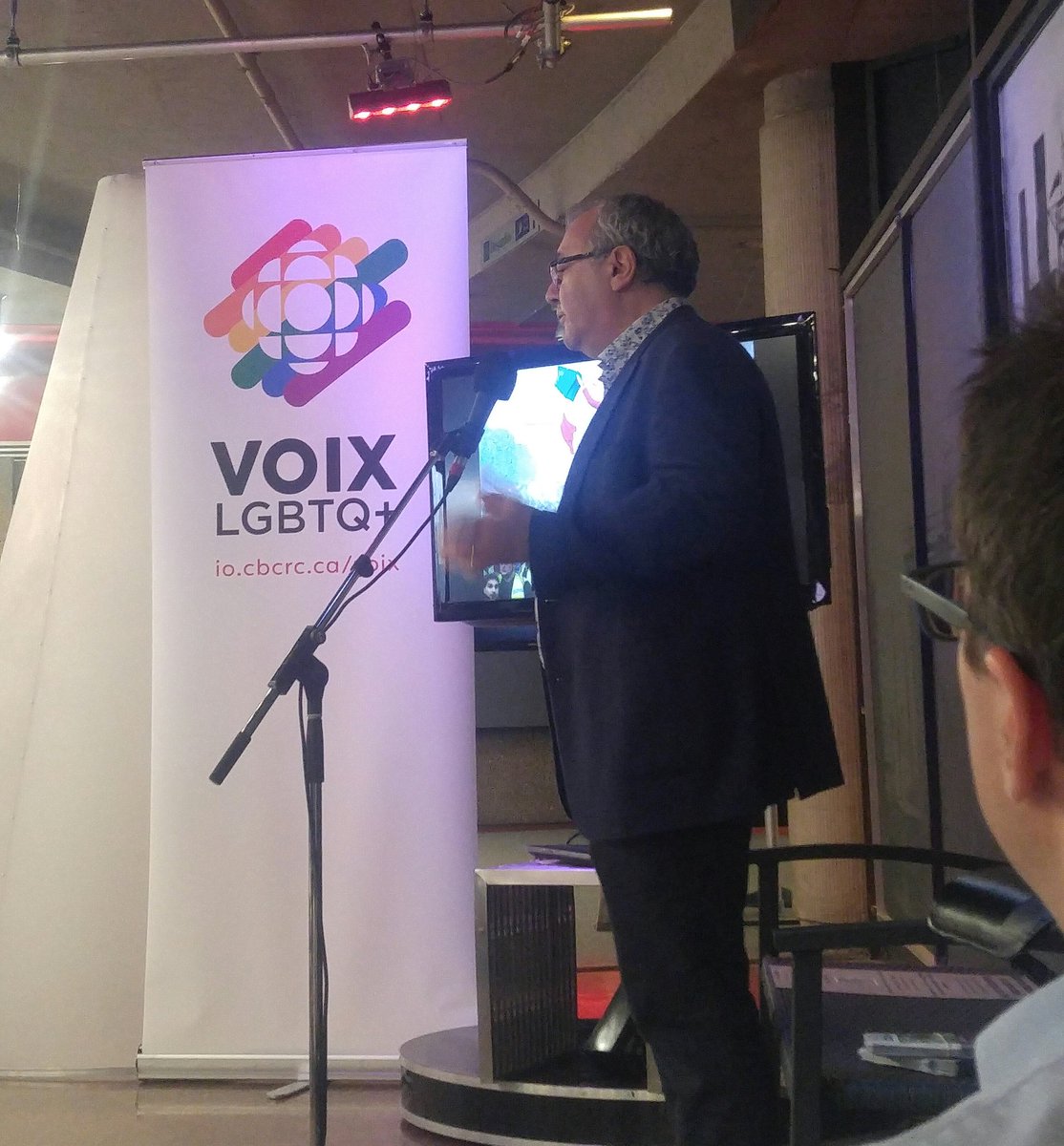 ACCMTL's tweet photo. Starting off a week of #WorldAidsDay events with a conference at @CBCMontreal hosted by their #LGBTQ+ network. Thanks for inviting ACCM @renachont 💖 Let's keep the discussion going #treatment #testing #undetectability #wad2018 #uequalsu https://t.co/he7HY5ihaF