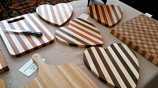 CreativeWoodVT's tweet photo. Holiday Craft Fairs & Events | Next up is The Reading Craft Fair! #ReadingVT #Vermont #ShopSmall #ShopLocal
https://t.co/pgawrcJos3 https://t.co/1PT4rO5fQ8