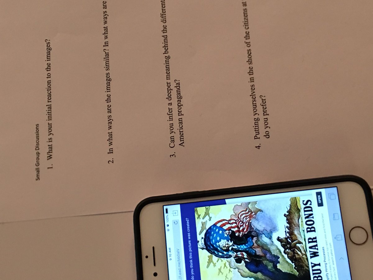 LisaTwissEdD's tweet image. #TowsonISTC students started their lessons today. Meaningful #edtech and #udl makes me a #proudteacher. Stay tuned for the next couple of weeks to see what #futureteachers are creating.