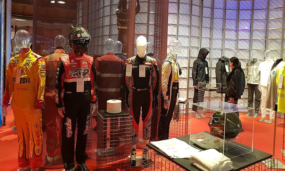 LaSpola1's tweet photo. Ultime battute alla @FdVMilano per Textile Evolution – Made in Italy 4.0 https://t.co/5OG02jtdBT #textileevolution @aictcofficial @ACIMIT_info @TexClubTec @pontetorto @RadiciGroup @stoneisland @GUESS @KLOPMAN @centrocot1987 https://t.co/n3EjRmblmC
