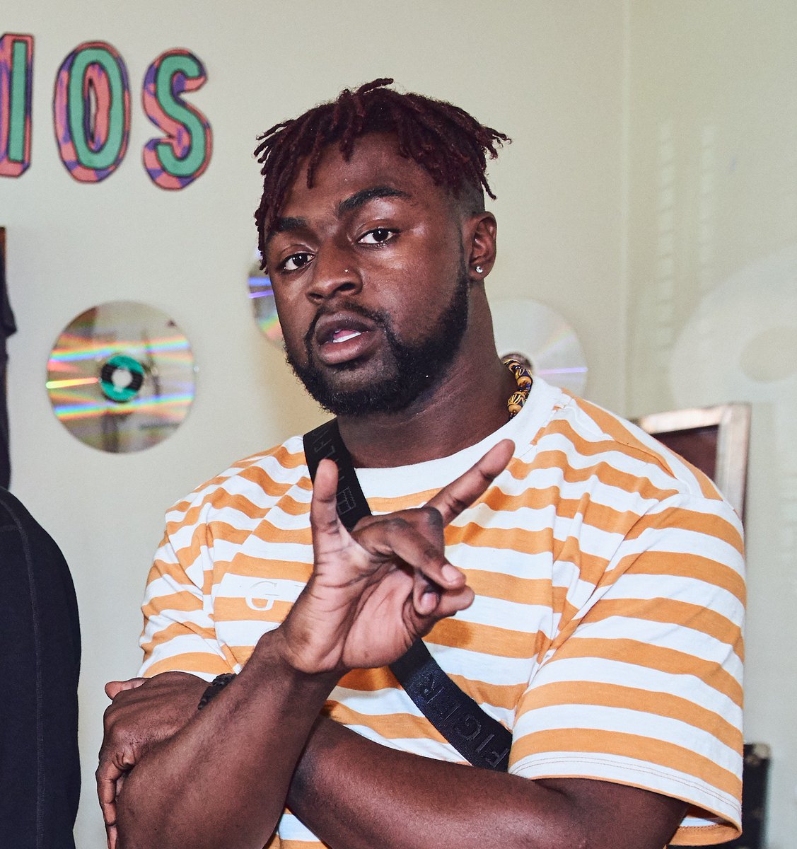 NEW MUSIC FROM @thattboykwame LISTEN TO 'CLOUDS' RIGHT NOW 🔥👉 apple.co/zane