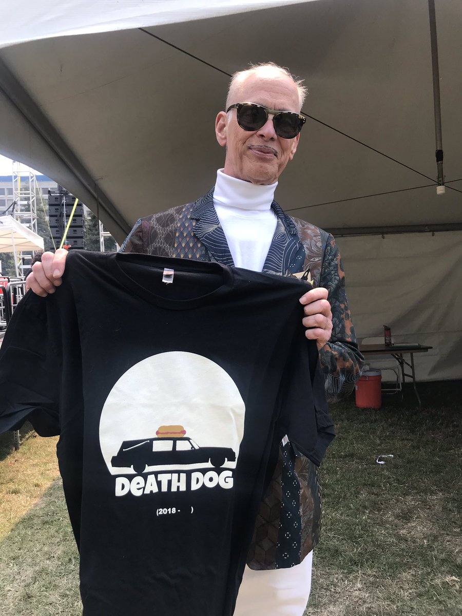 DogHearse's tweet photo. #deathdog https://t.co/YnKo8Cnnsa