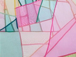 HanmiGallery's tweet image. Article: Jogakbo – traditional Korean patchwork  | @V_and_A 

'A jogakbo is a style of patchwork, traditionally used to create domestic wrapping cloths (known as bojagi) from scraps of left-over fabrics.'

Read more: buff.ly/2AiAcHp

#korea #Kculture #jogakbo