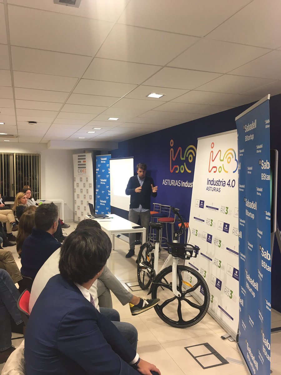 seedrocket's tweet photo. Acabando los #pitches con #tucycle en #VentureOnTheRoad en Gijón 🚴🏻♂️ https://t.co/QSKE2IIvqS