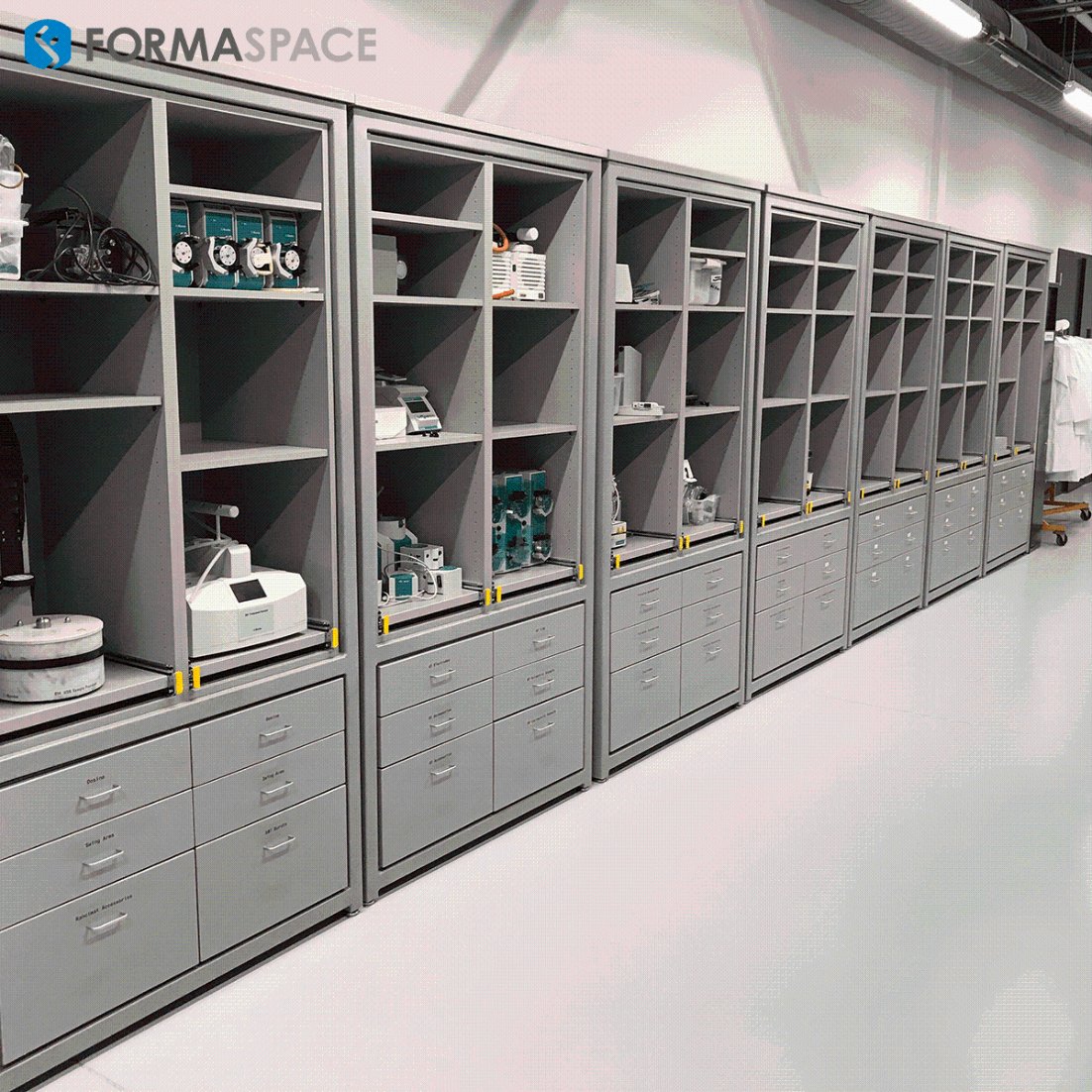 Formaspacecom's tweet image. Need laboratory furniture? Formaspace in-house designers can help create a unique workbench for your facility. Contact us today to speak with a design consultant or visit the Formaspace Gallery! ecs.page.link/iEZH #customfurniture #fsdesign #laboratoryfurniture