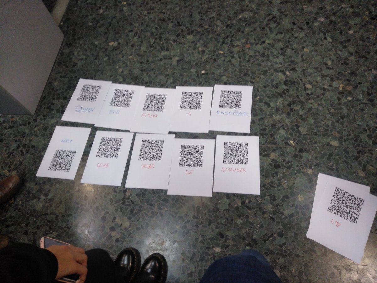 JorgePla14's tweet photo. Viendo como se pueden usar los códigos QR de una manera activa en clase #MASE2018 https://t.co/hTfS1SwBDm