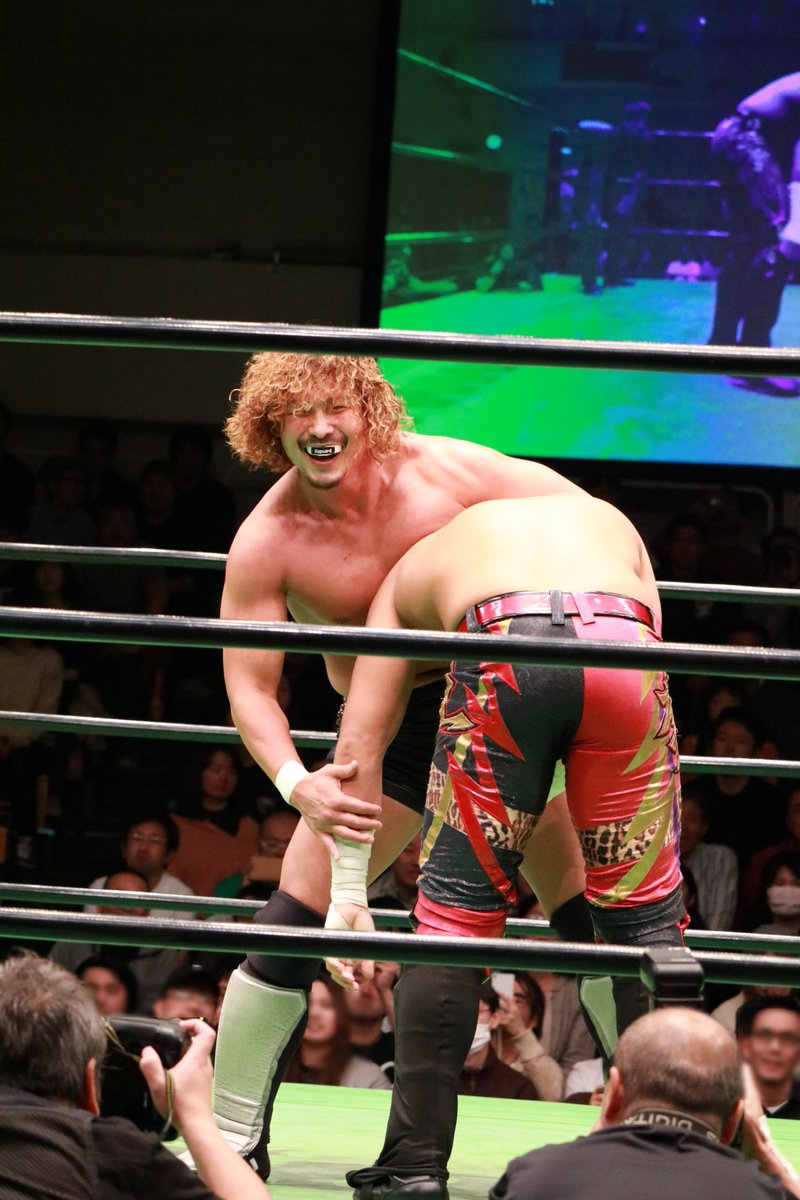 __Yukiko__s's tweet photo. 018.11.25 後楽園ホール
GLOBAL LEAGUE 2018 3WAYマッチ
#中嶋勝彦 #noah_ghc #GL2018 https://t.co/2Xbx5MOUKx