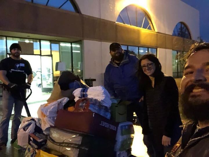 mandomercs's tweet photo. Today we are thankful for our great members like Alor’ad Sto-Las Amari of the Wolves of Mandalore who collected and delivered much needed supplies to victims of the Camp Fire in Northern California. Oya! https://t.co/QVVylRK0kG