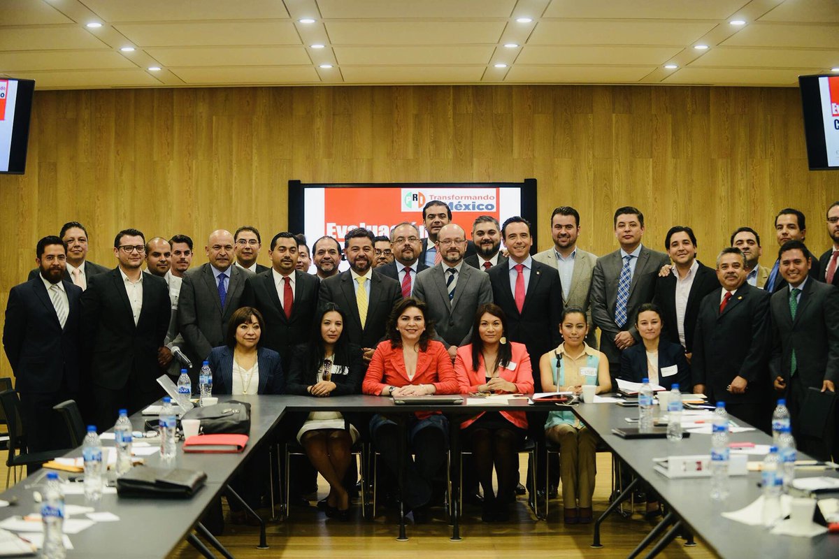 JehieliBL's tweet photo. Muy querida @IvonneOP #exjefa, que este año más de vida lo disfrute colmada de salud, éxito, prosperidad y materializando todos sus proyectos. #felizcumpleaños. Un abrazo con cariño, desde Tlalmanalco, Estado de México. https://t.co/mVcAlUPqjj
