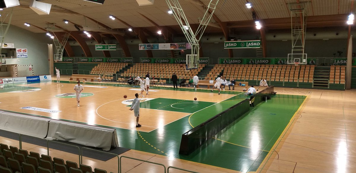 Še 40 minut do tekme z @petrol_olimpija. Ste že na poti v Dvorano Tri lilije? 😀 Se vidimo! 👍💪 
#nipredaje #kkzlatorog