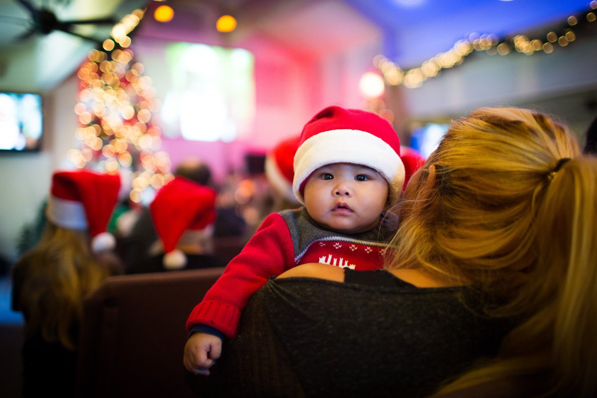 actionvc's tweet image. This #GivingTuesday, help us give a Christmas to remember. We need to raise $5,000 to provide Christmas Gifts for 2,000 underserved families in Ventura County. Go to ACTIONvc.org/donate to learn more about how you can invest in your community.