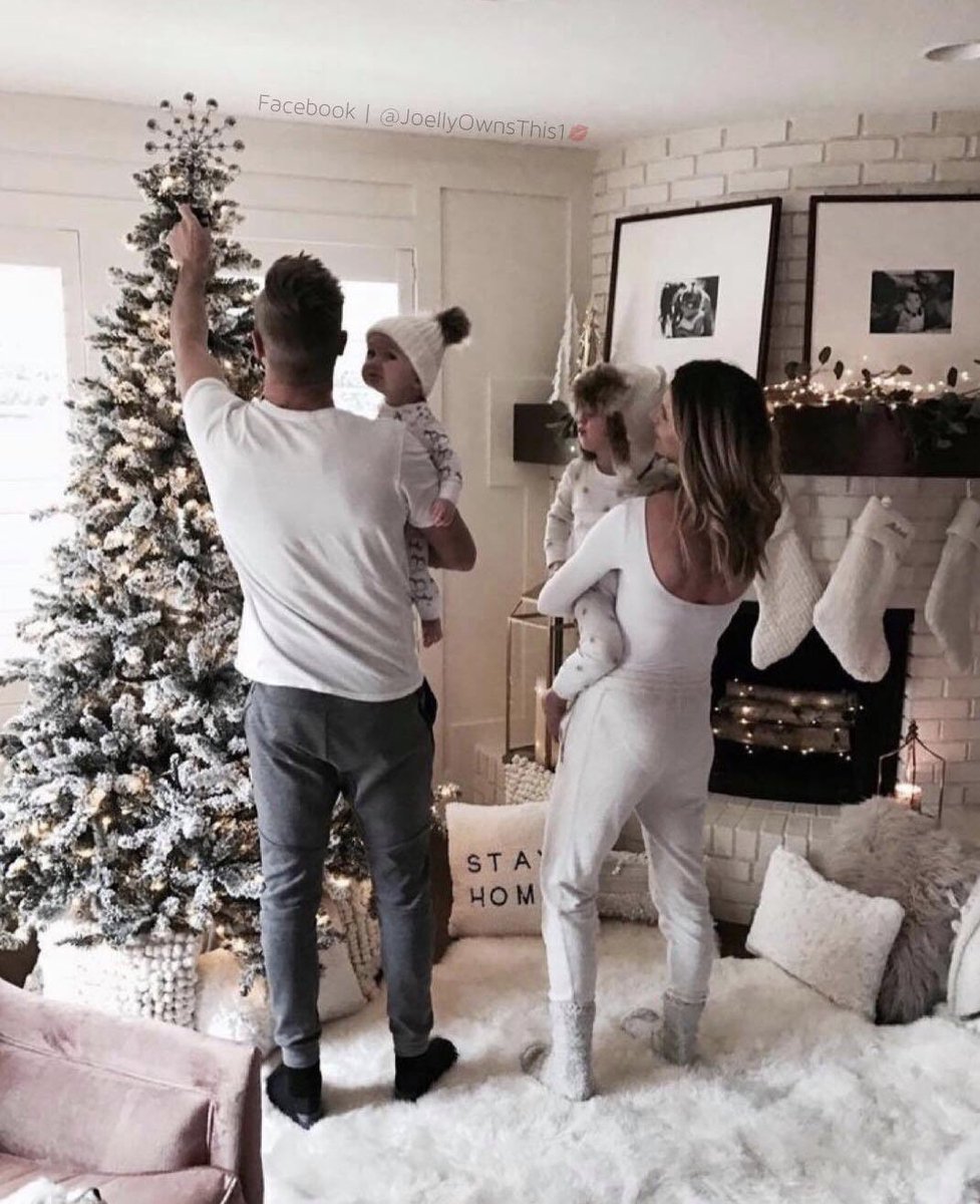 DecorteEmile's tweet photo. Later wil ik zo kerst vieren❤️ >>>>> https://t.co/KT9uNZi5RO