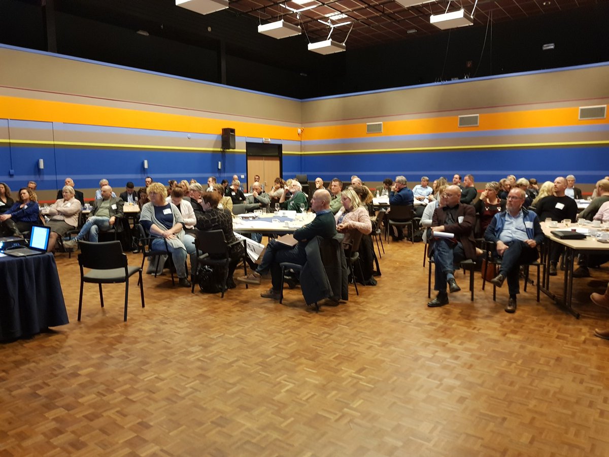 Vanmiddag was eerste drukbezochte consultatieronde met jeugdhulpaanbieders over #inkoopstrategie #jeugdhulp2020 Constructieve dialogen over ontwikkeling van de jeugdhulp in Zeeland.