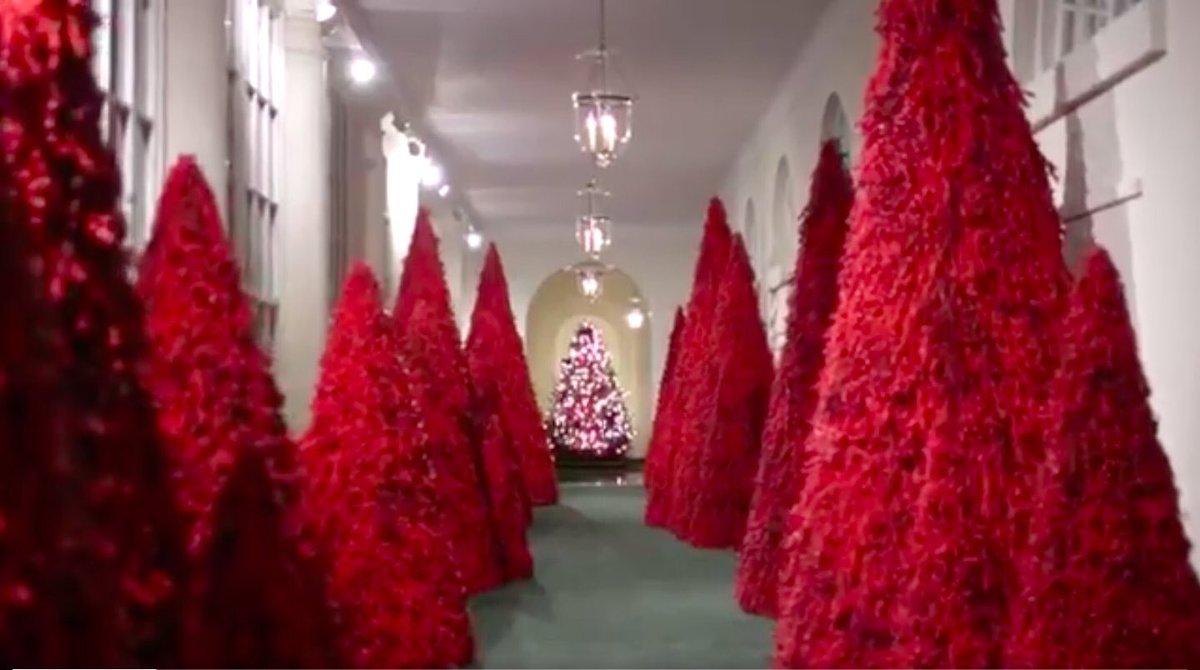 Ptsbrian's tweet photo. White House adopts Cones of Dunshire theme for 2018 Christmas decorations. #parksandrec https://t.co/IwzexXosqb