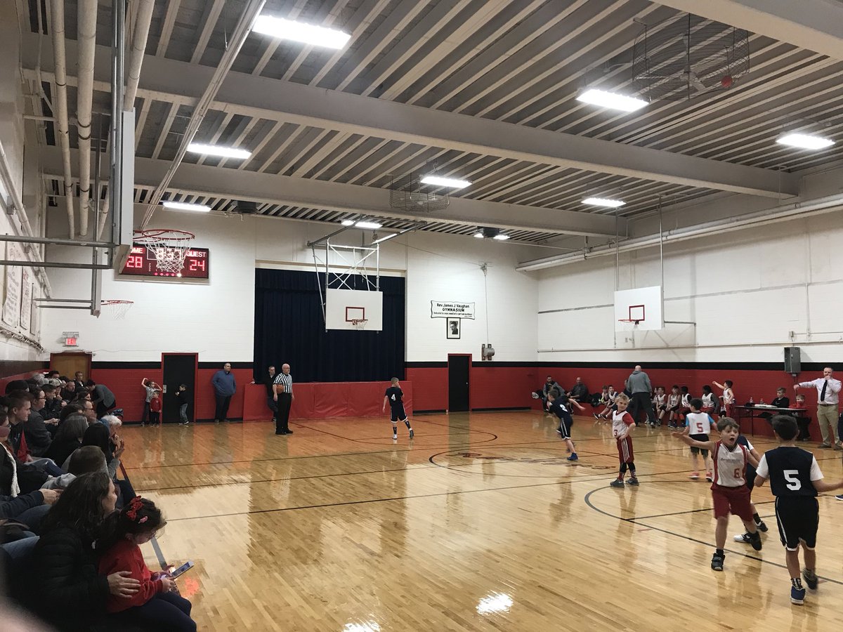 MrC_SacredHeart's tweet photo. SHS wins 38 to 37 vs Averill Park!! https://t.co/jZCft5sri0