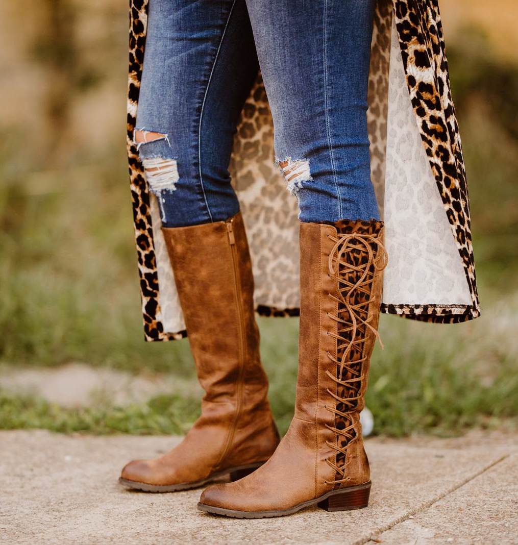 VeryVolatile's tweet photo. Our Tabloid boot will give you something to write about.
.
.
.
#bevolatile #volatileusa #sotd #leopard #boots #instashoes https://t.co/oLJbNrDfhS