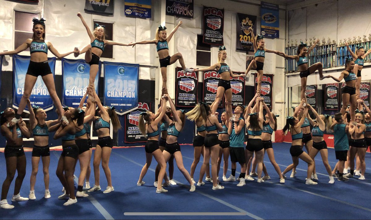 They gonna crush It again ... and again ... and again. 

@JrCoed5Crush looks NOTHING like a junior team but they’re killin It!
