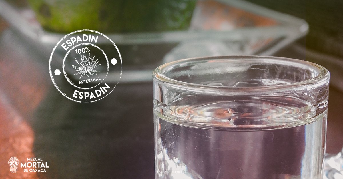 MezcalMortal's tweet photo. Disfruta del sabor único de nuestro #MezcalMortal Espadín, encuéntralo en @LaEuropeaMexico : https://t.co/6jyu9cThfx https://t.co/YcY5eploFR