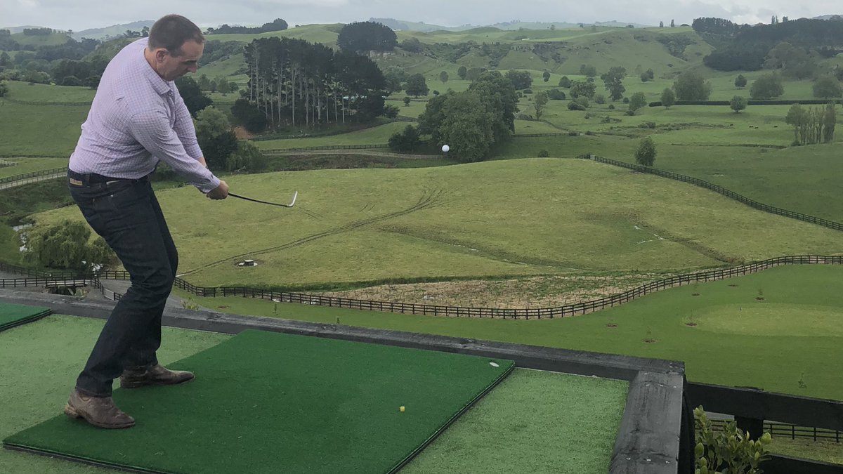 Valachi1's tweet image. Great too have these boys for an inspection with a quick hit of the Valachi 19th. @inglis_sales  @anz_news  @NZTM_TWEET  @nzracingnews