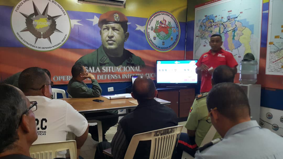 SucreDPD's tweet photo. #26Nov | En el Cmdo. de la @ZODI_Sucre53 se realizó reunión de seguridad donde la @SucreDPD participó activamente para presentar el balance de actividades del @FrentePSucre correspondiente a la semana N° 47 | #BalanceDeSeguridad2018 https://t.co/zqeR6A8bgN