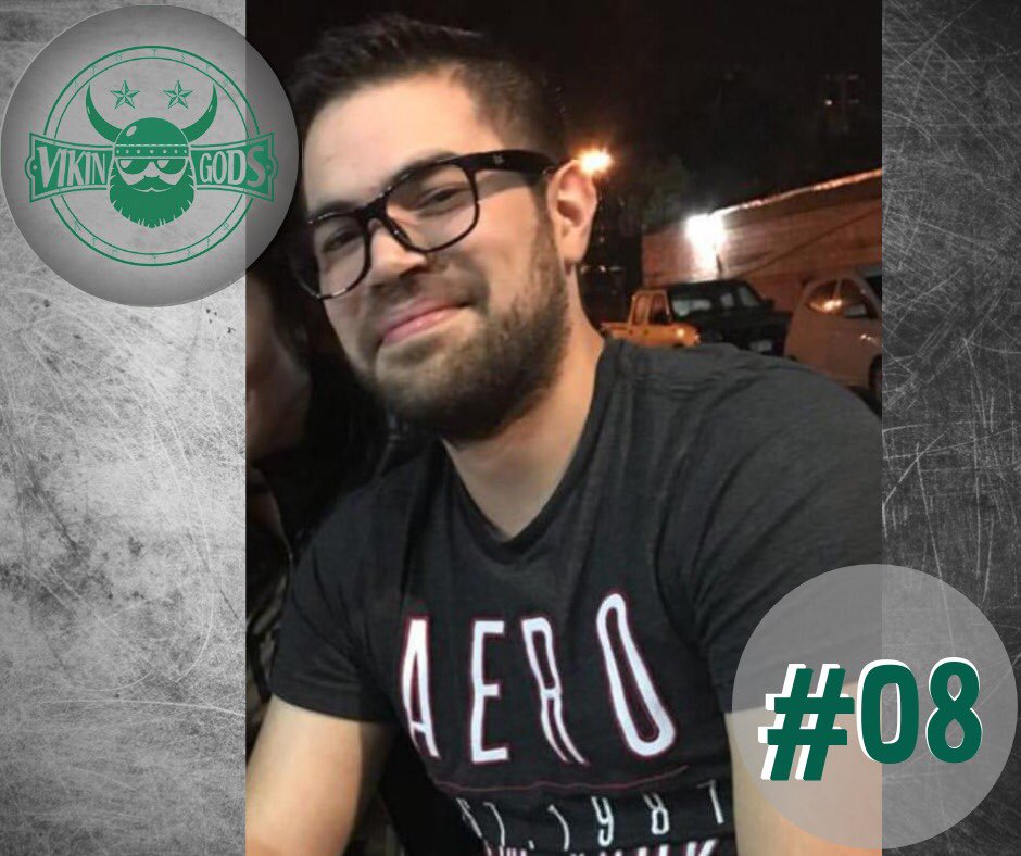 Vikingods2019's tweet photo. DIOS № 8: @__CN7 😎
El CN 😂
Amante del polen 🐝🐝
El que siempre llega tarde 🏃🏻♂
Ferviente devoto del Niahismo
#punklover #greenday #vapebro #cuantovale
SOMOS LOS #VIKINGODS y QUEREMOS BICHOOOOS!!! 💚🔜💇🏻♀💇🏻♂ https://t.co/7Fmrqm4plH