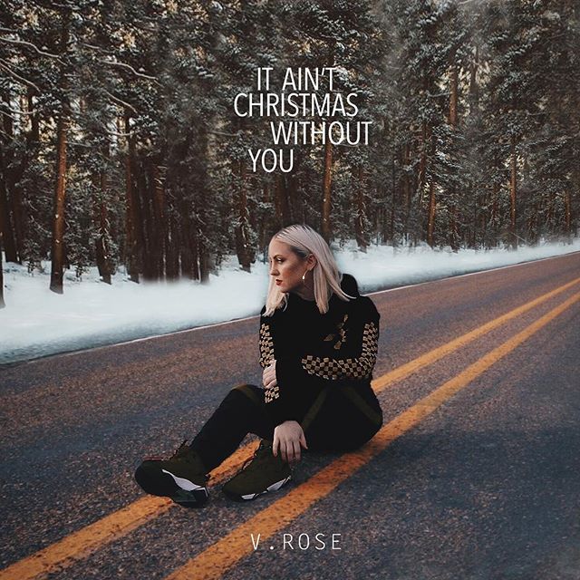 Vrosemusic's tweet photo. Who is ready for my christmas EP??!! 🎁😌 drop me a christmas emoji 😍 https://t.co/PI1WToEFLH