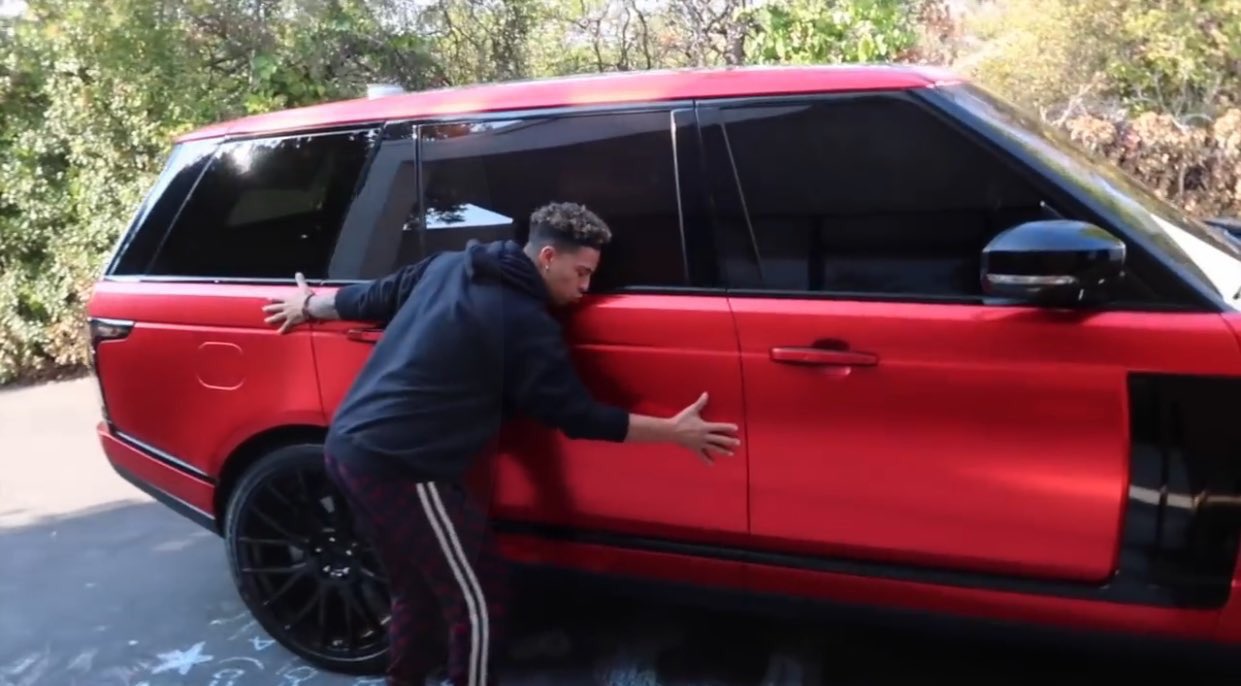 Ace family range rover discount