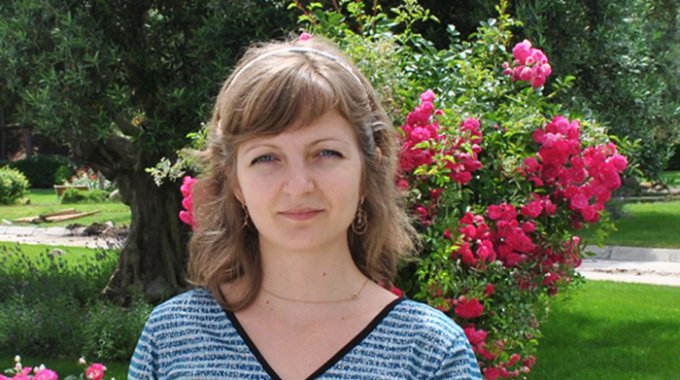 Marketing Eggspert Interview: Ann Smarty <a href="/seosmarty/">Ann Smarty</a> of Viral Content Bee <a href="/vcbuzz/">Viral Content Bee</a> via @eggmarketing vcb.bz/2wic RT <a href="/_Sians/">Sian Phillips - Proofreader & Copy Editor</a>
