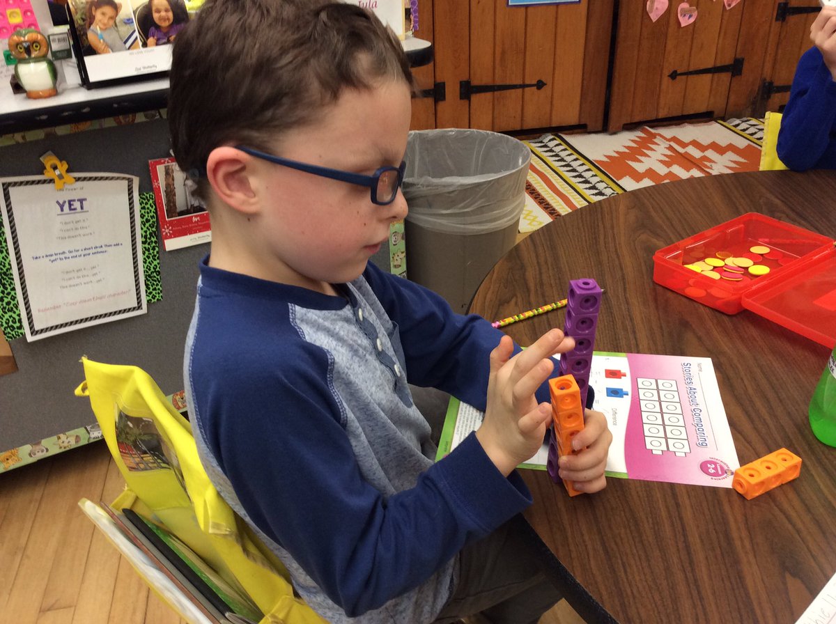 MrsIula's tweet image. Math: when the “why” is clear, then the “how” is easy!!! First graders built numbers in story problems then compared which number has more? How many more? And BOOM 💥 Comparing numbers to find the differences became kinesthetic and real! @Hubbard_School #TeachingForUnderstanding