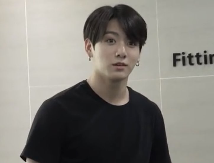 btslqpics's tweet photo. 𝓉𝒽𝑒 uwu 𝒿𝓊𝓂𝓅𝑒𝒹 𝑜𝓊𝓉 https://t.co/9ssThMvoct