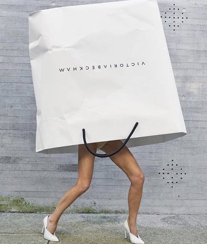 AmbitchousGrls's tweet photo. Isss Cyber Monday .  Were giving you the codes to save ! .
.
#itslit #cybermonday #shop #shopping #fashion #fashionblogger #prettylittlething #asos #TheMJewelers #gap #target #ecommerce #blackfriday #shopoholics .
.
.
Click to save ya coin sis  🔗 https://t.co/zWcKnpzwwu https://t.co/kPwDgyfpgS