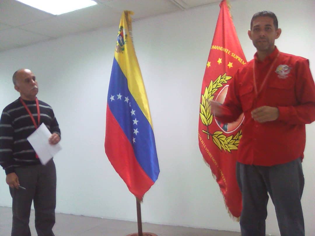 FACSTT's tweet photo. #YoCreoEnVenezuela #FACSTT con @anacnunezf en Parada Patriotica N° 66 de @MinIndustriasVE por el Derecho a una Vida Libre de Violencia https://t.co/giyMtJpMEP