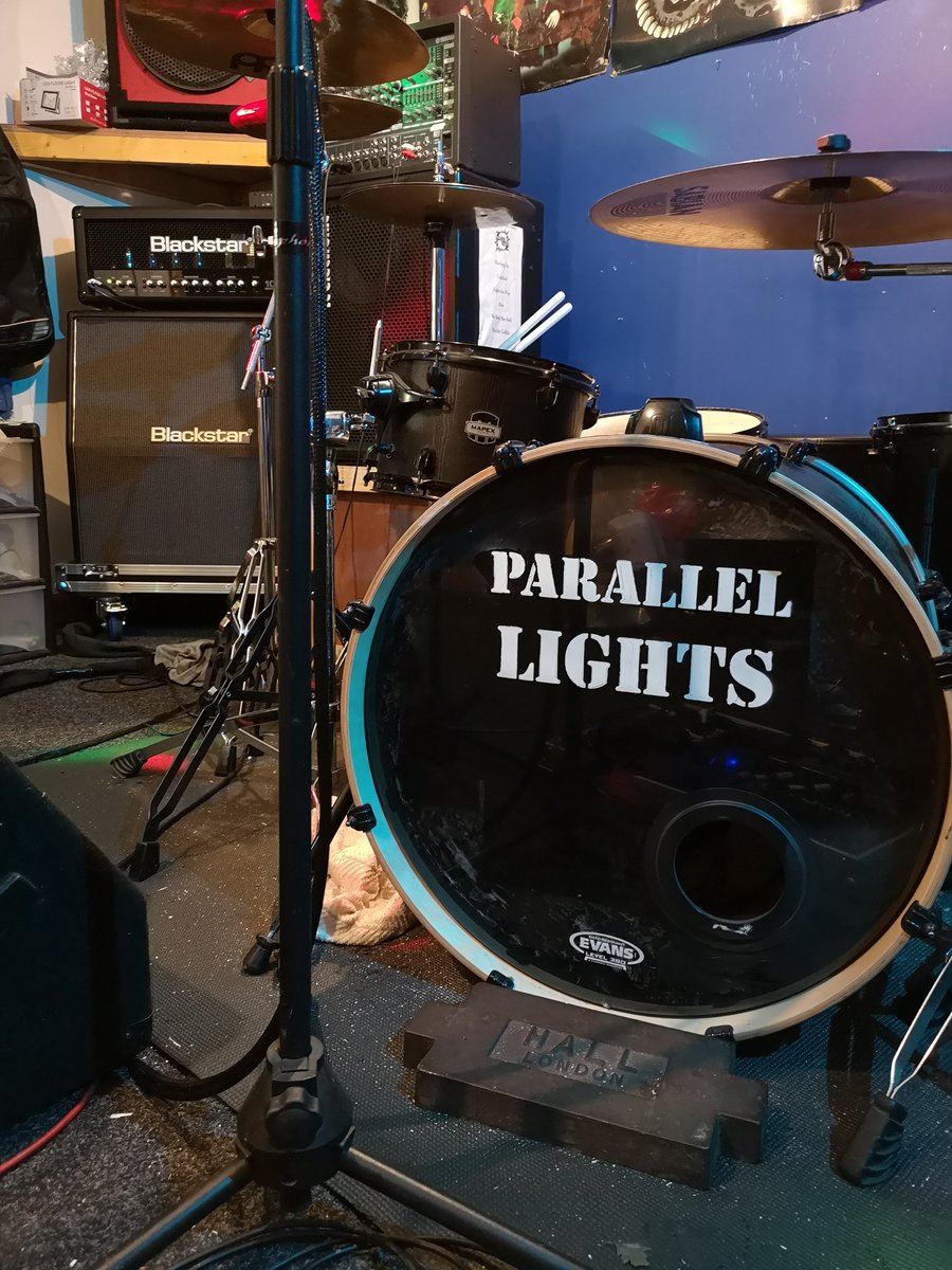 Parallellights4's tweet photo. Only a few days left until tour! Who's coming to see us? https://t.co/rtZlcSH4P9