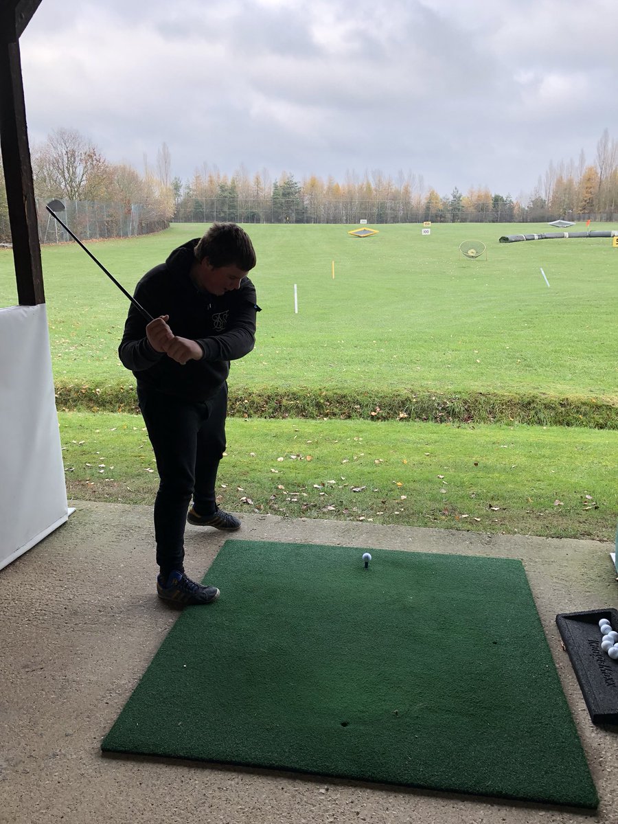 SpringwellHori1's tweet image. The students enjoying the first of our golf practice sessions. BtecSport