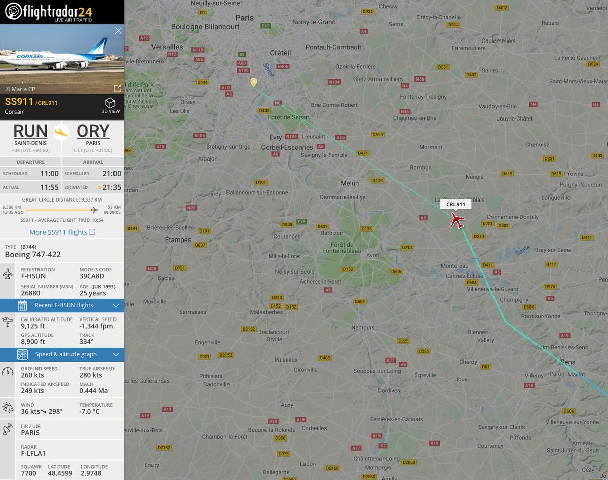 flightradar24's tweet photo. #SS911 squawking 7700 on descent into Paris. Reason not yet known. https://t.co/3r5zpkxSG3

Please see https://t.co/69Fmj2G7sb more information on what Squawking 7700 does and doesn't mean. https://t.co/tRrZIeSNXV