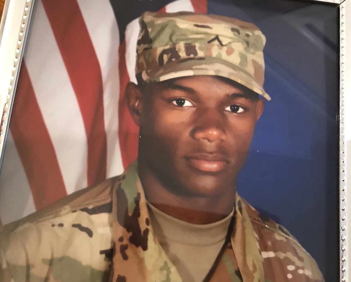 LarissaScott's tweet photo. We spoke to the military trained medic and his family about the night he treated the 12-year-old girl who was shot at Riverchase Galleria Thanksgiving night. Hear his story about what happened on @WVTM13 at 6. https://t.co/jg8Uqc6mXH